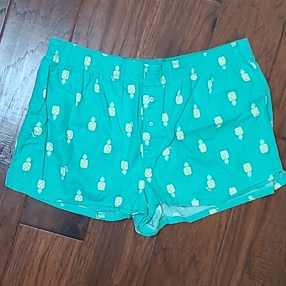 PINK Victoria's Secret Green Boxer/Pajama Shorts with Pineapple Design size M
